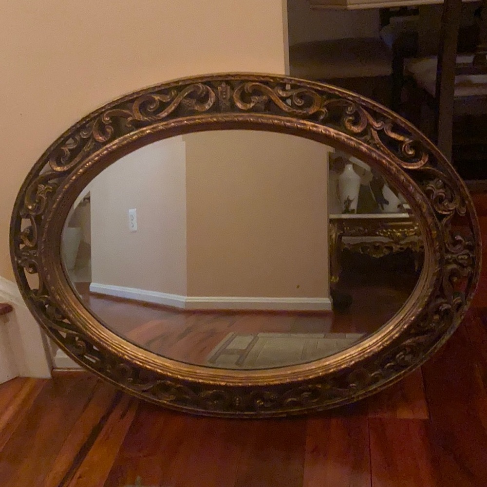 Beautiful Bronze Bathroom Accent Wall Mirror